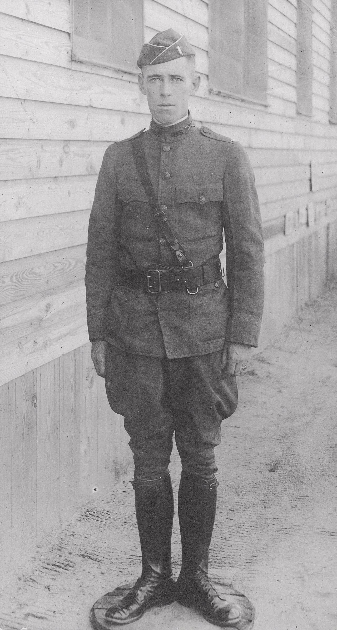 Portrait of Ellard A. Walsh (1887–1975) – memorial page