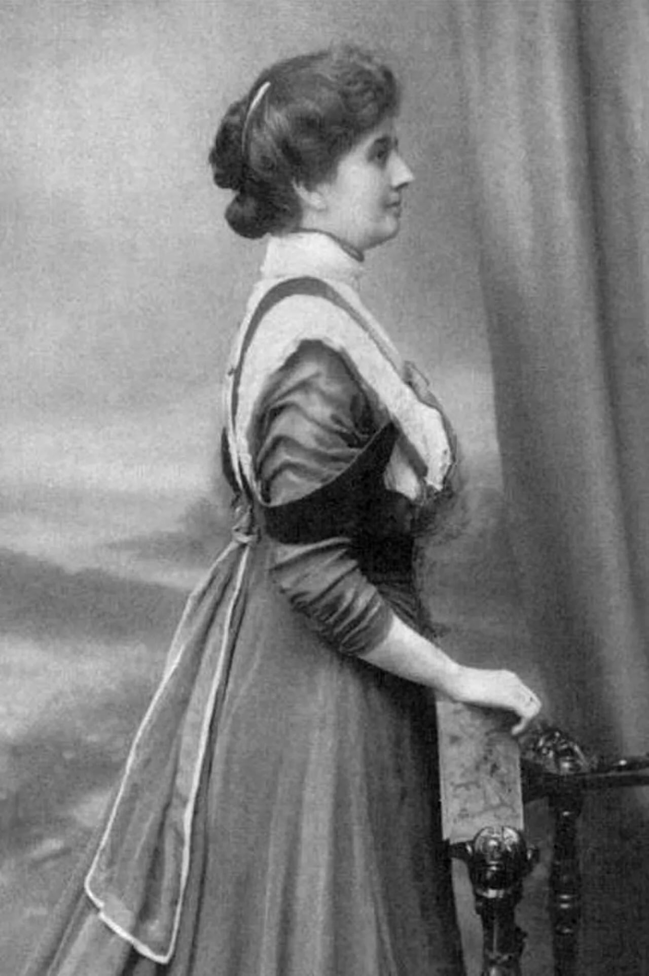 Portrait of Fanny Gates (1872–1931) – memorial page