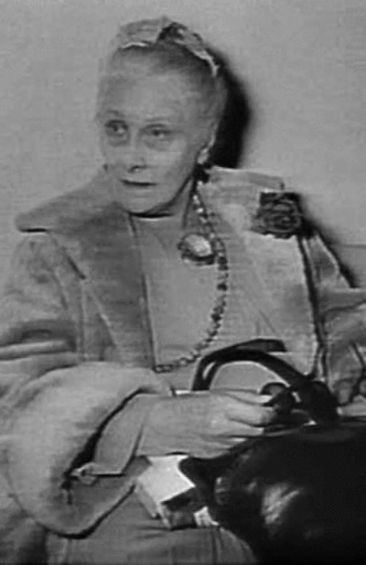 Porträt von Enid Bosworth Lorimer (1887–1982) – Gedenkseite