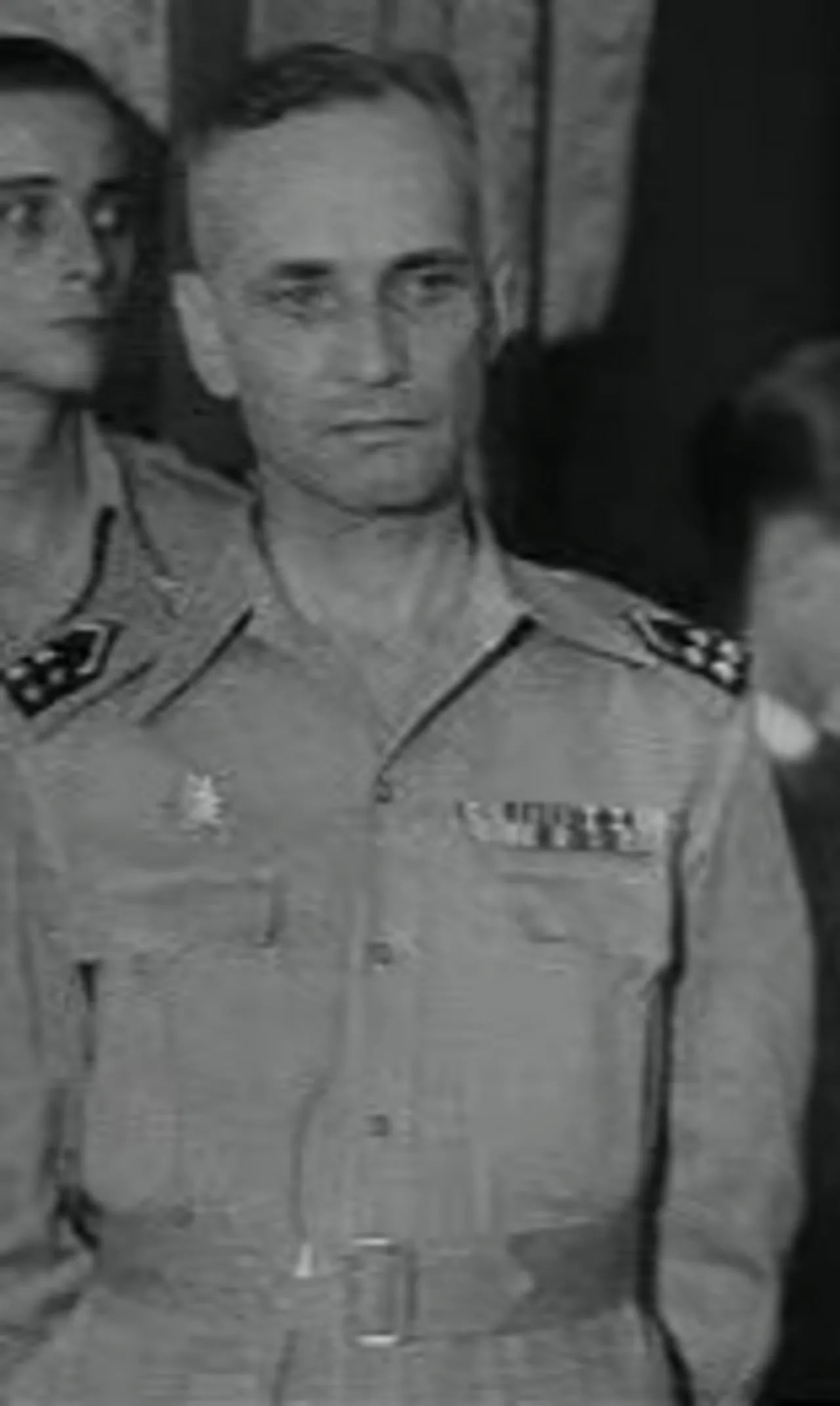 Porträt von Dirk van Langen (1898–1983) – Gedenkseite
