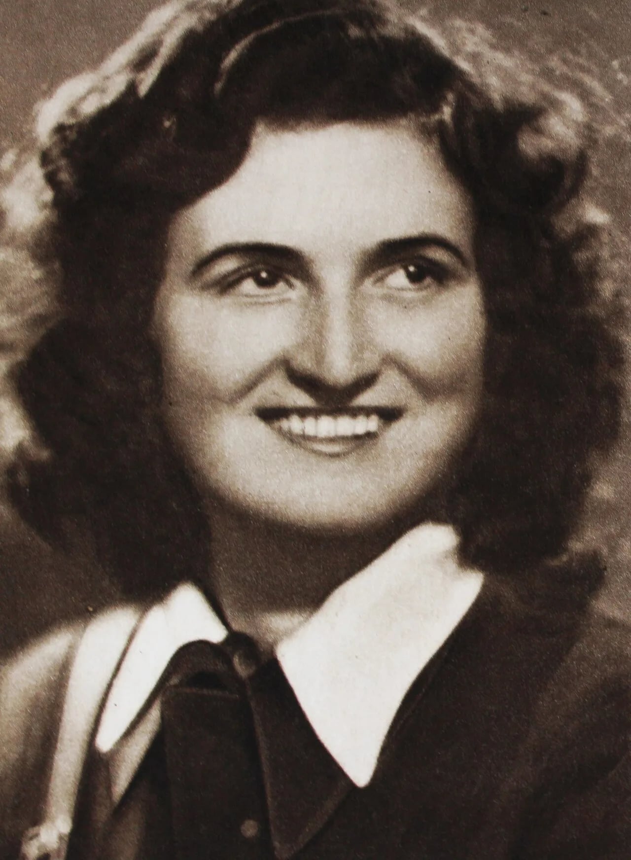Portrait of Stana Tomašević (1920–1983) – memorial page