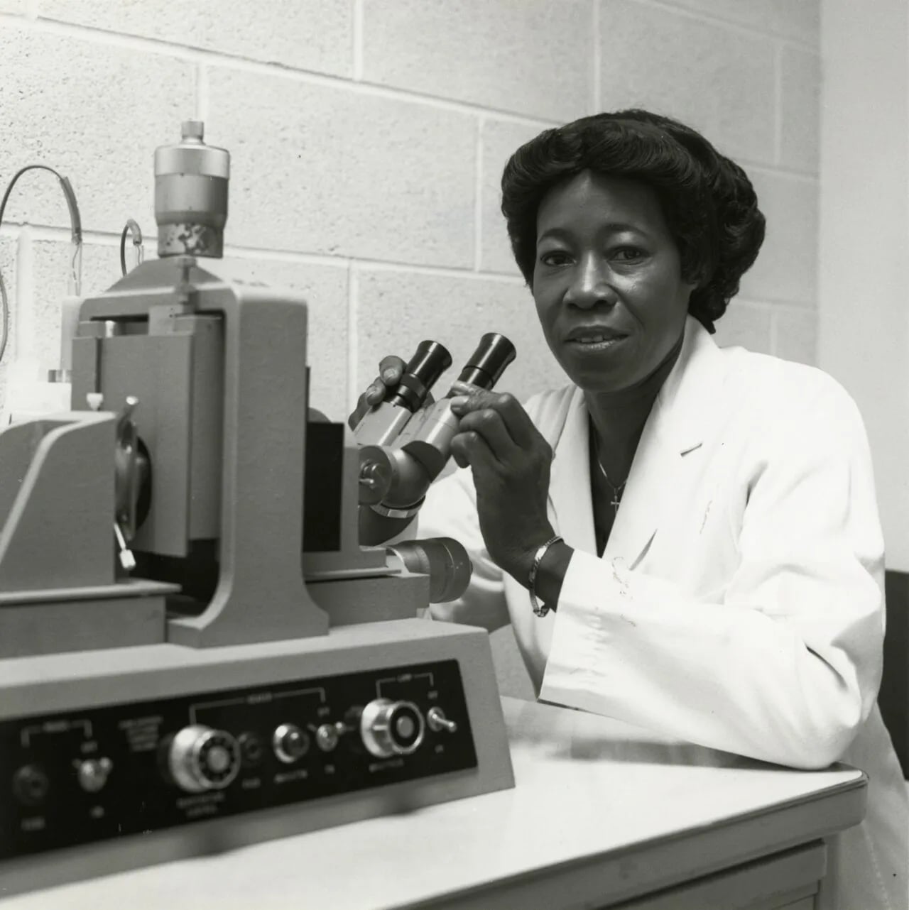 Portrait of Bettye Washington Greene (1935–1995) – memorial page