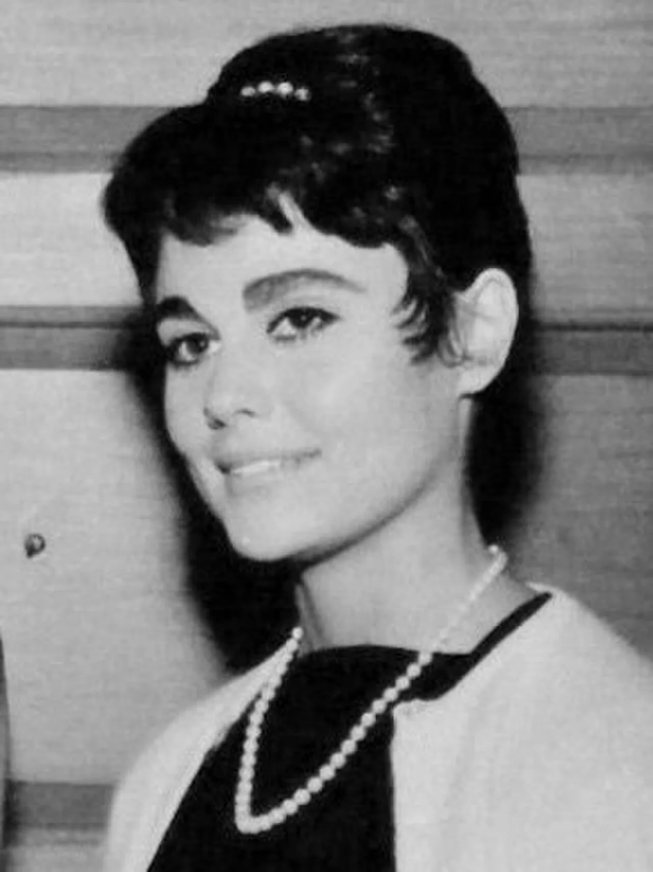 Porträt von Sharon Hugueny (1944–1996) – Gedenkseite