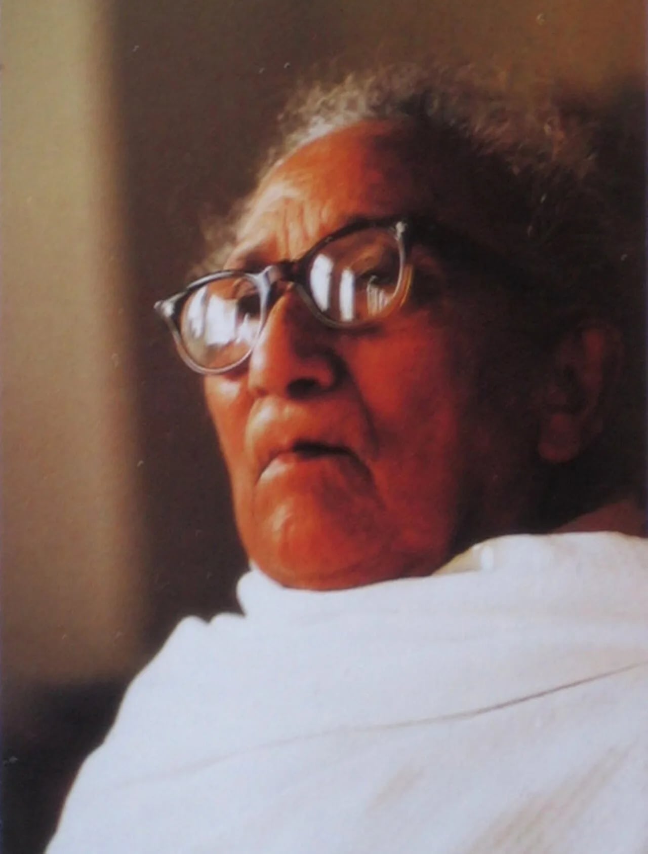 Portrait of Moti Laxmi Upasika (1909–1997) – memorial page