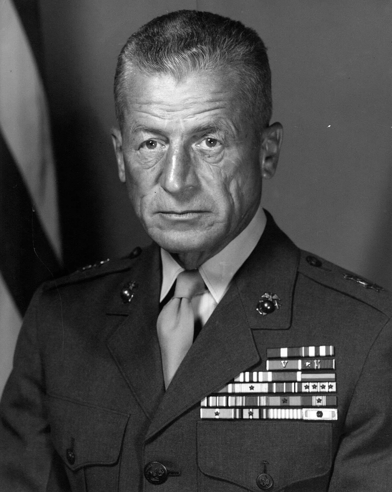 Porträt von Rathvon M. Tompkins (1912–1999) – Gedenkseite