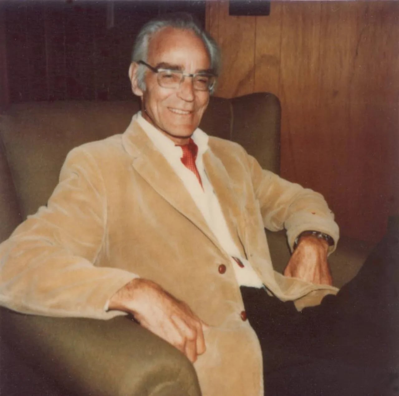 Portrait of Peter Maxwell Ewart (1918–2001) – memorial page