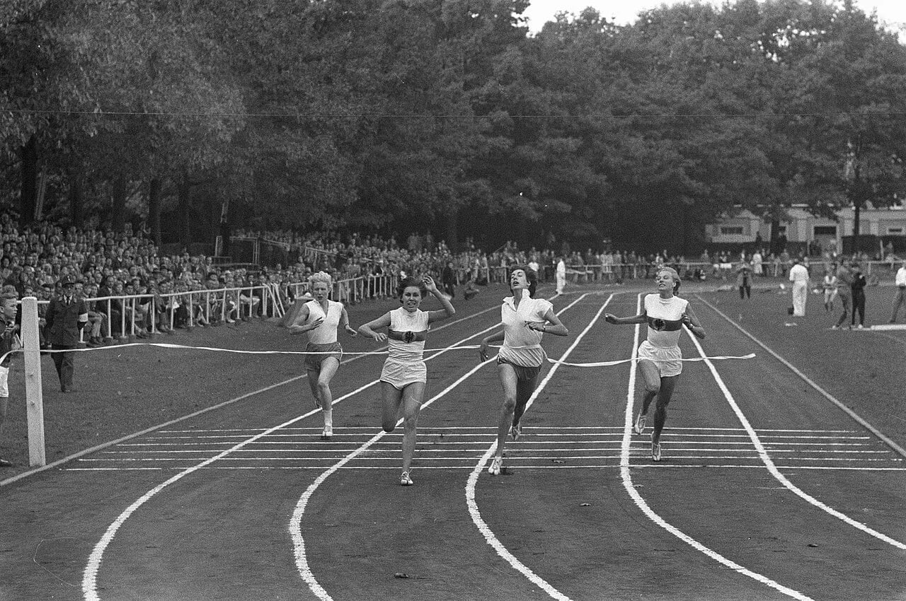 Porträt von Ine ter Laak-Spijk (1931–2002) – Gedenkseite