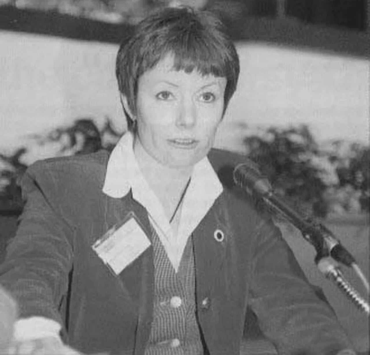 Portrait of Karen Harrison (1960–2011) – memorial page
