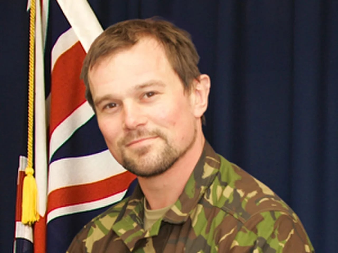Portrait of Leon Kristopher Smith (1978–2011) – memorial page
