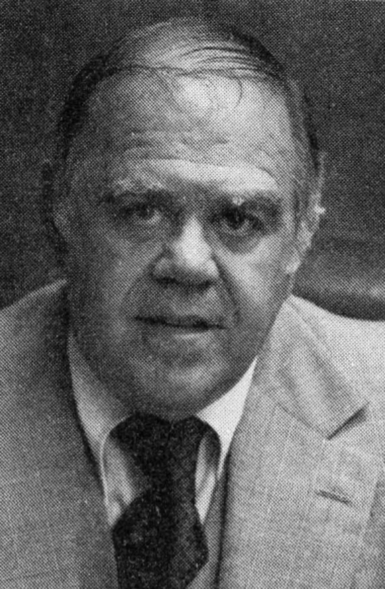 Portrait of Paul L. Douglas (1927–2012) – memorial page