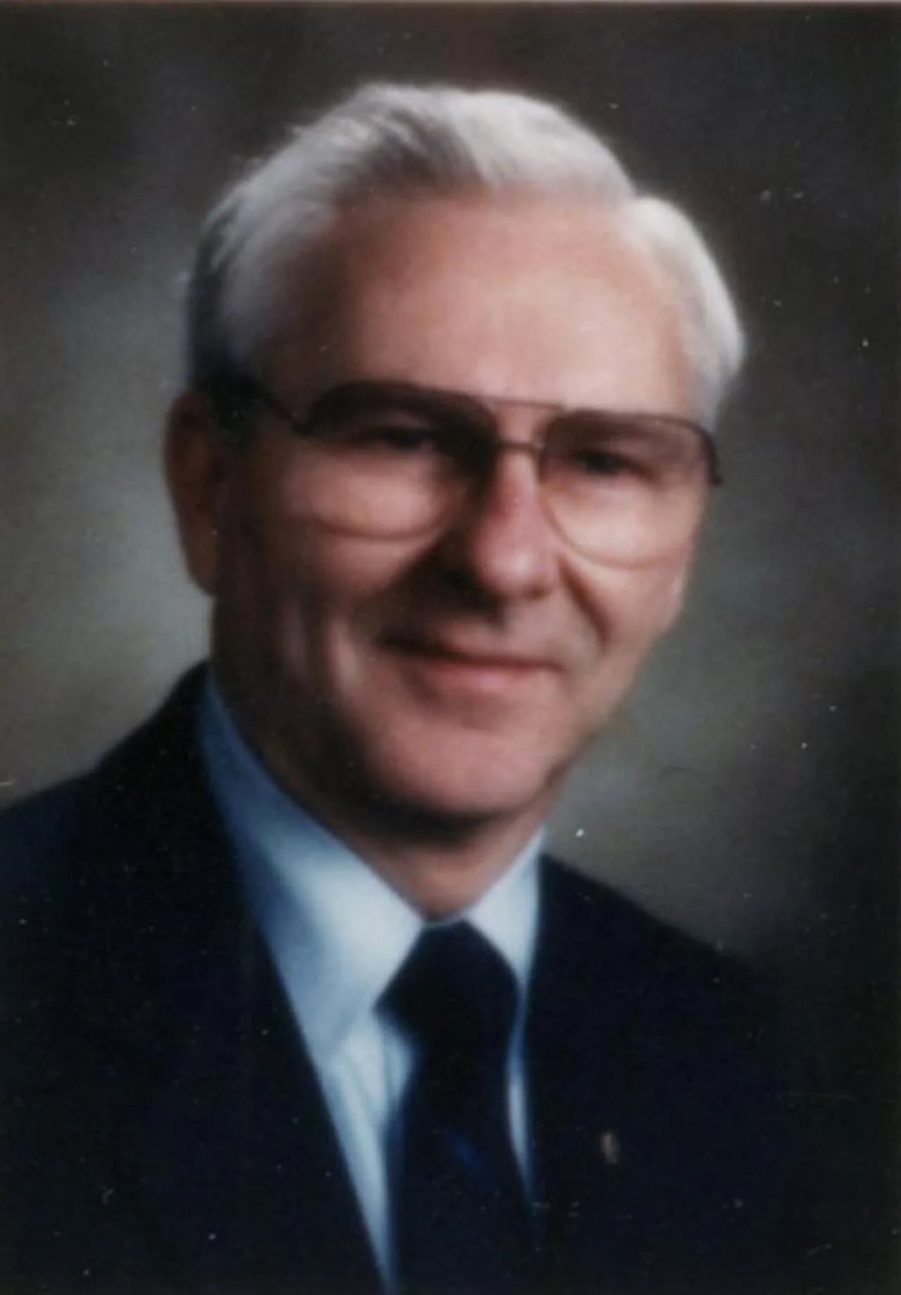 Porträt von Larry Vognild (1932–2014) – Gedenkseite