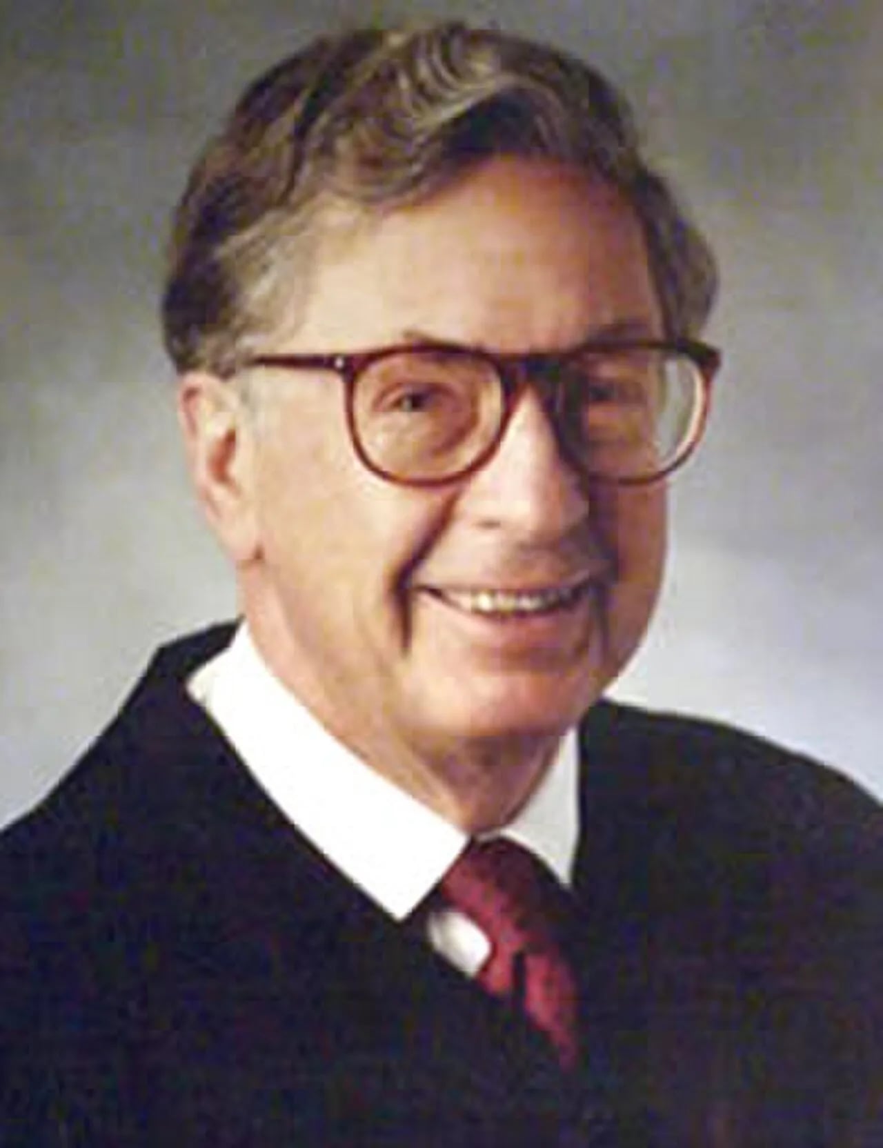 Portrait of Joseph F. Weis Jr. (1923–2014) – memorial page