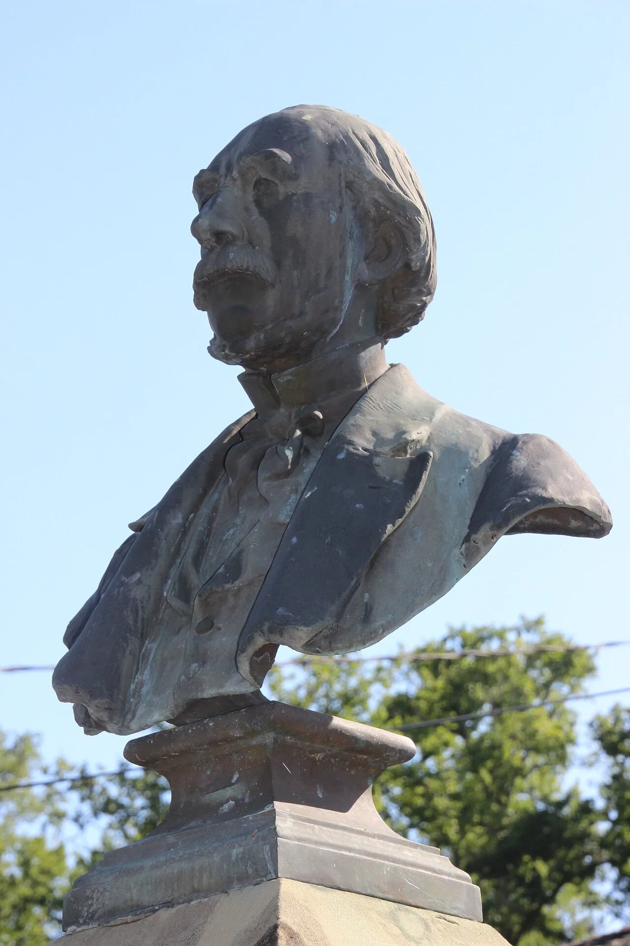 Portrait of Louis Chassaignac de Latrade (1811–1883) – memorial page