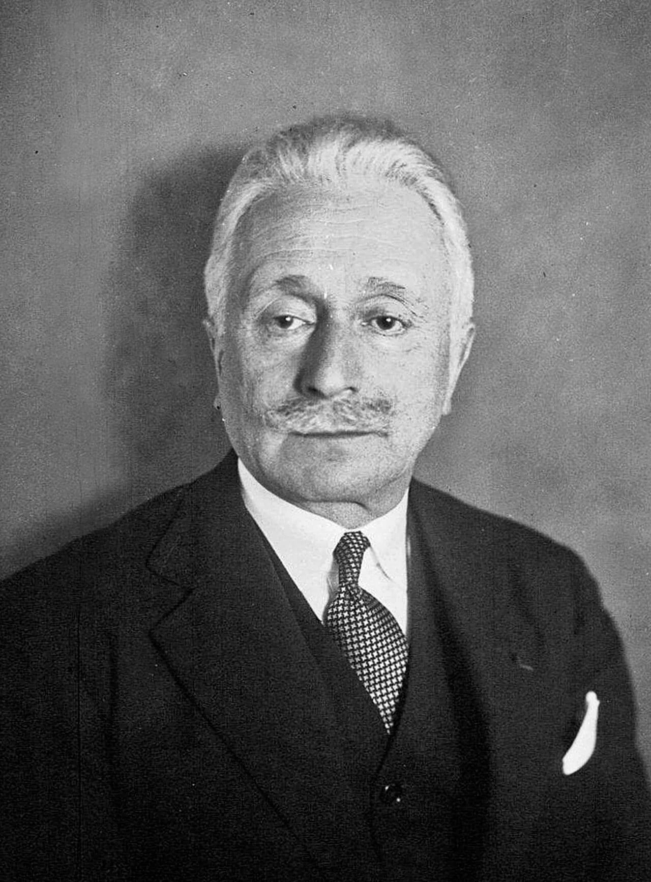 Portrait of Camille Picard (1872–1941) – memorial page