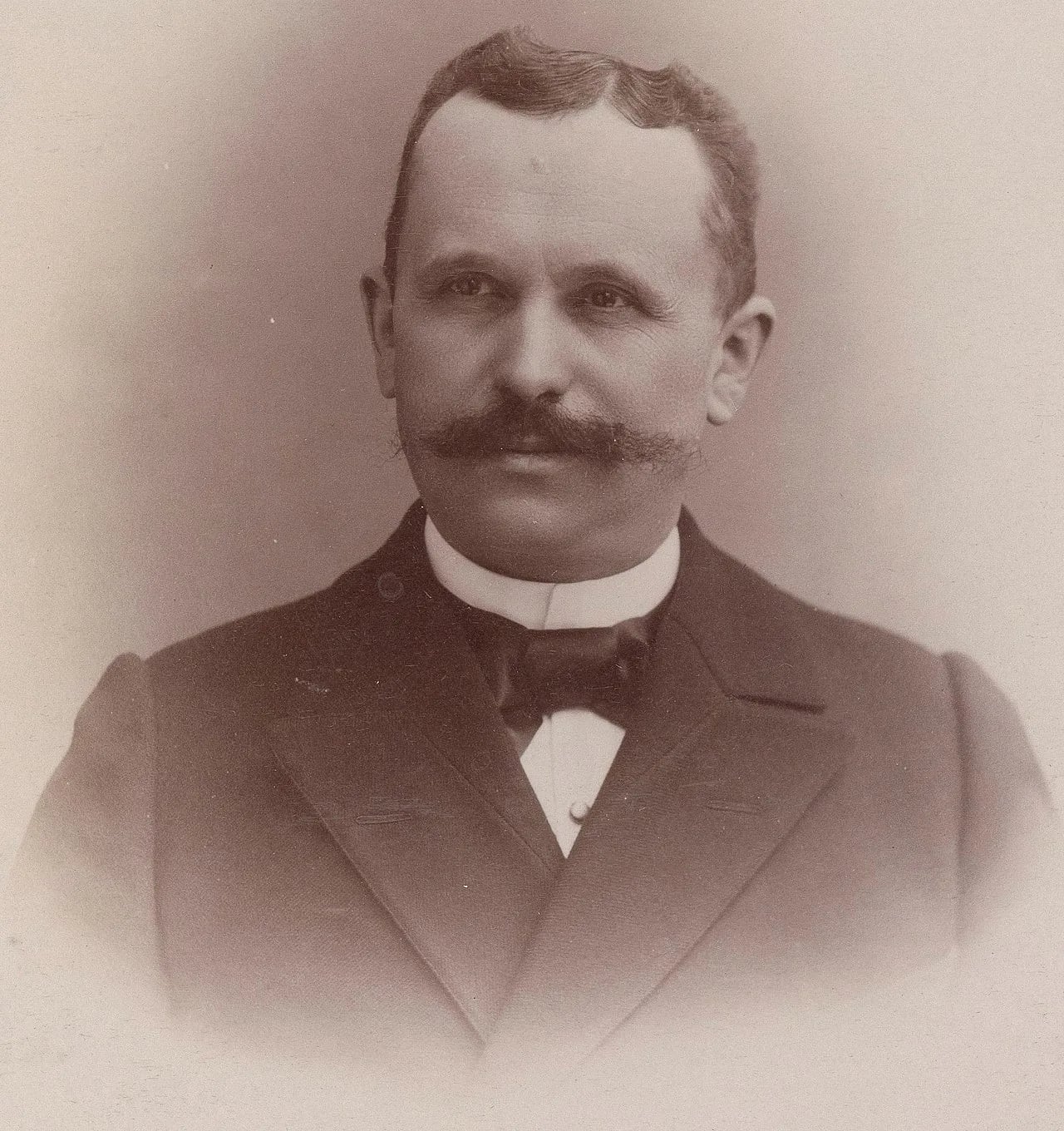Portrait of Théodore Rose (1852–1917) – memorial page