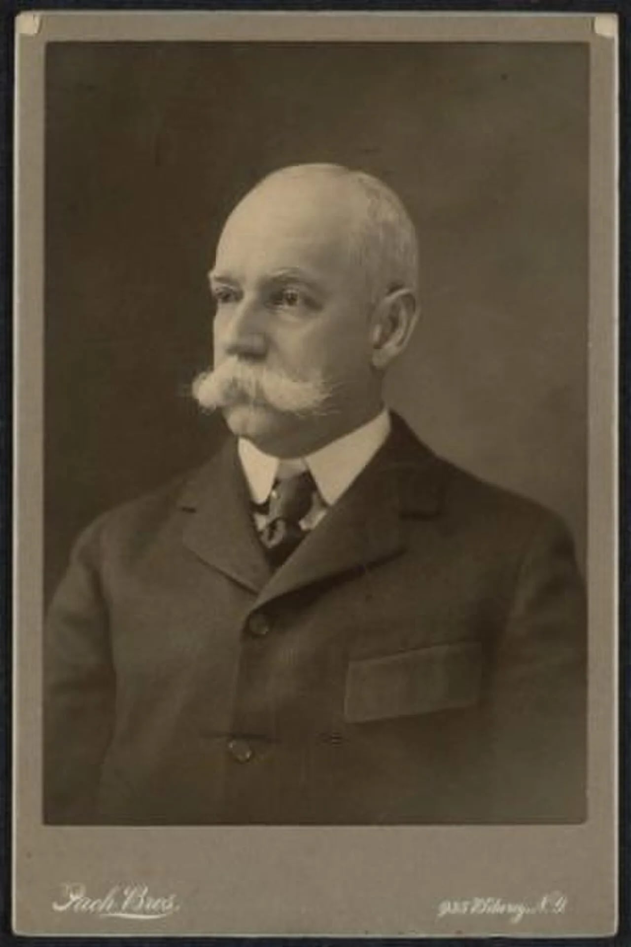 Porträt von Henry Galbraith Ward (1851–1933) – Gedenkseite