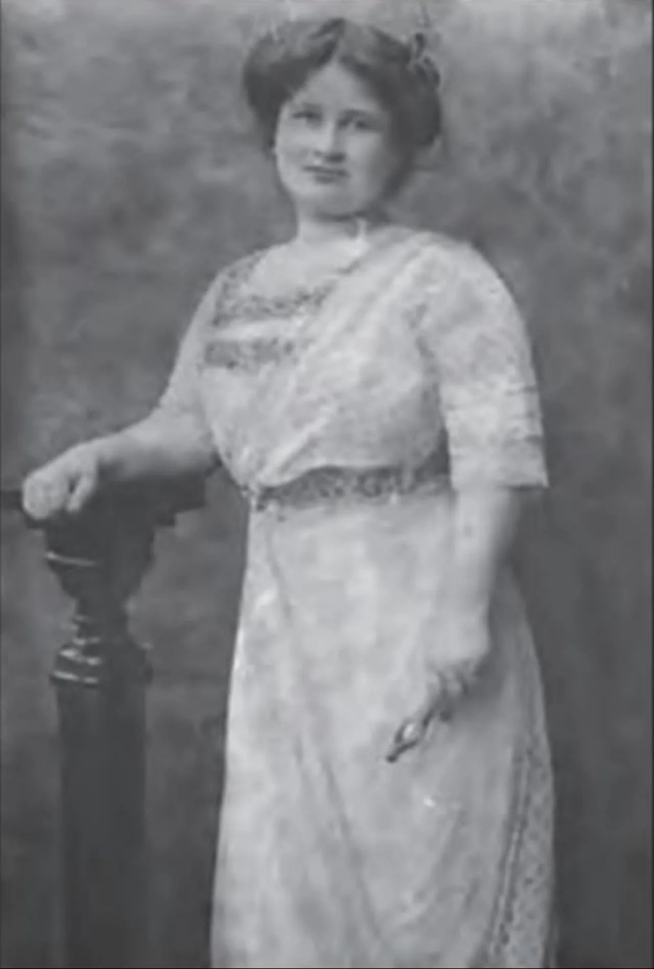 Portrait of Saliha Naciye Hanım (1887–1923) – memorial page