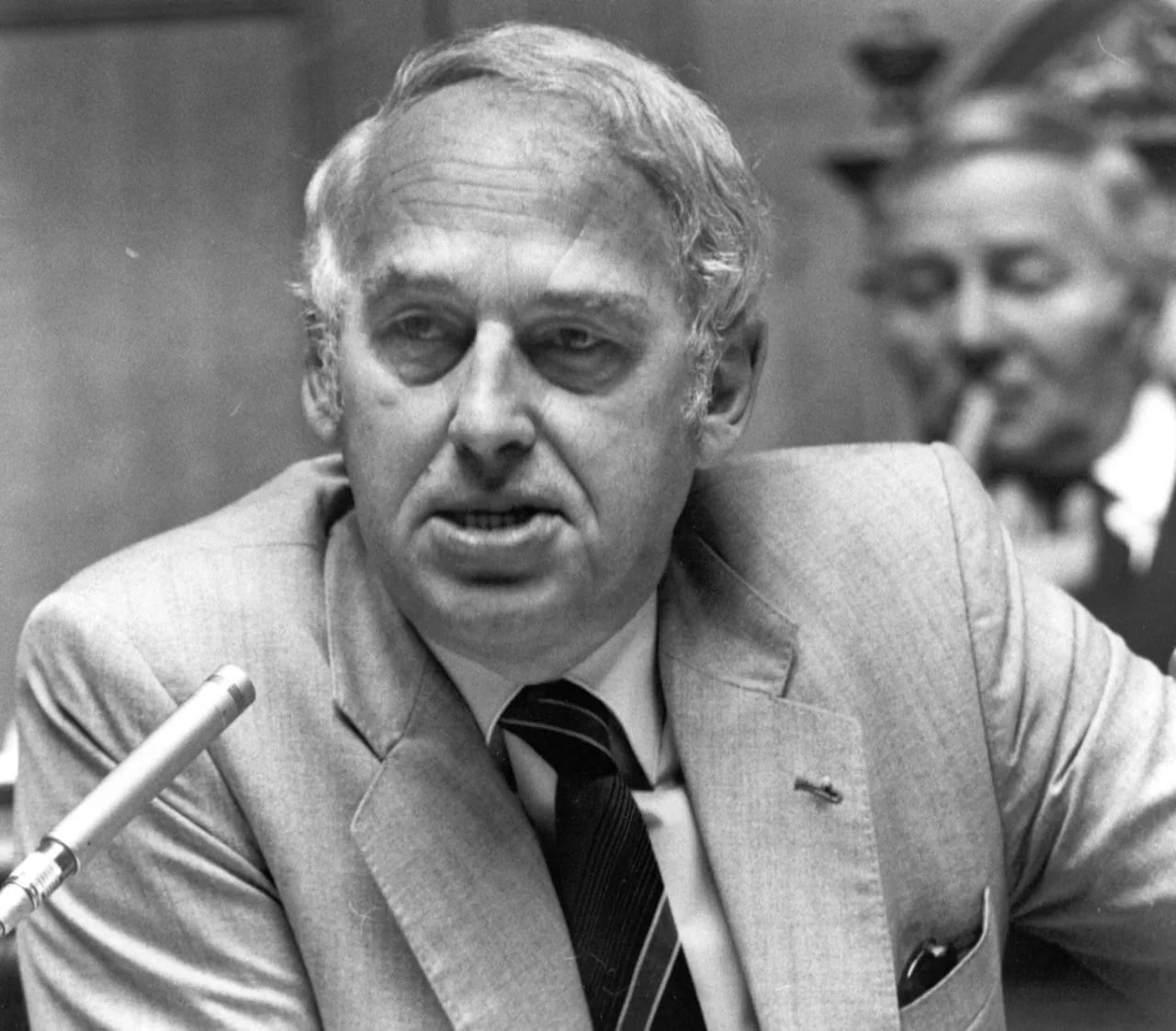 Porträt von Helmut Hubacher (1926–2020) – Gedenkseite