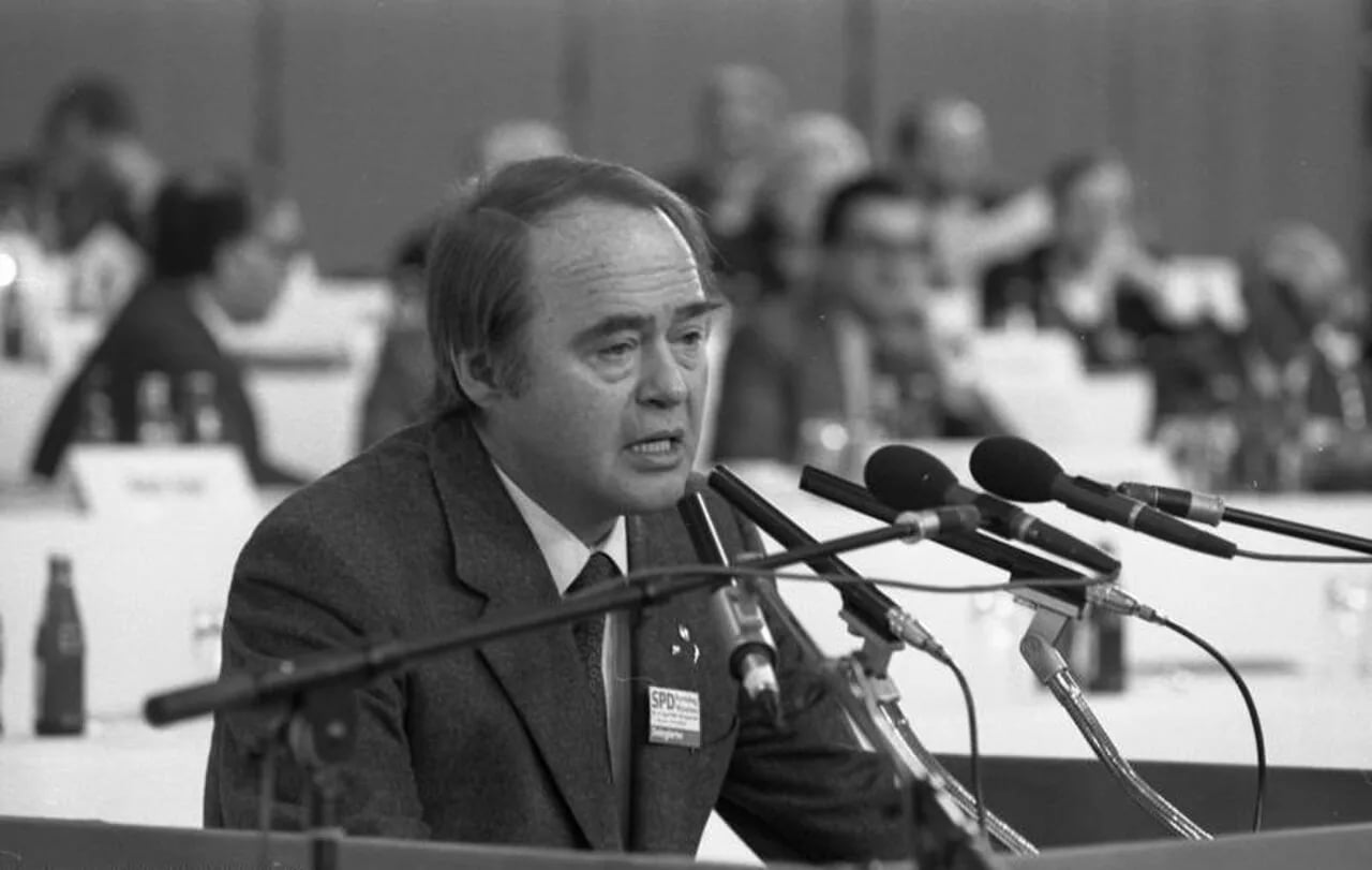 Porträt von Helmut Rothemund (1929–2004) – Gedenkseite