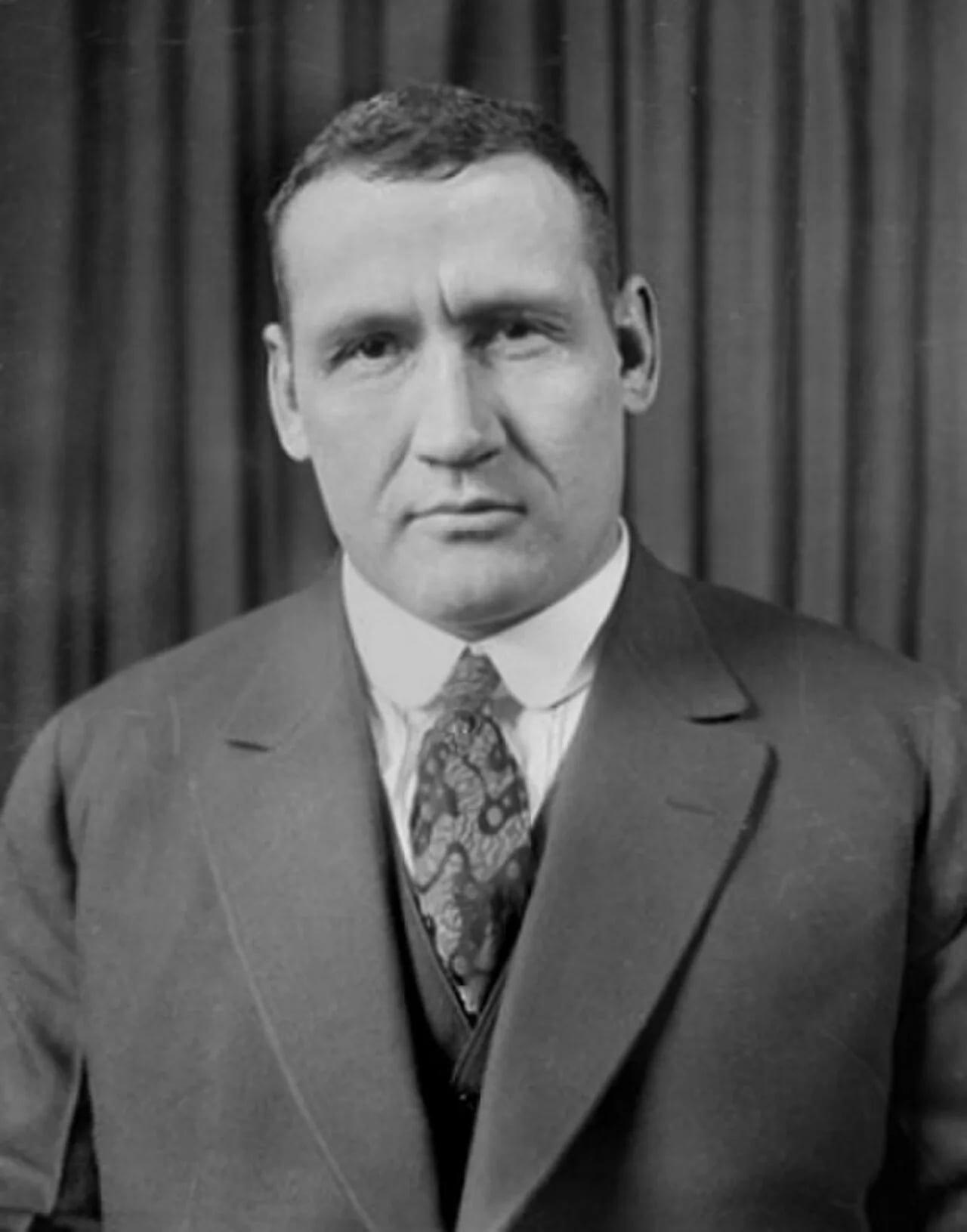 Porträt von John Olin (1886–1920) – Gedenkseite
