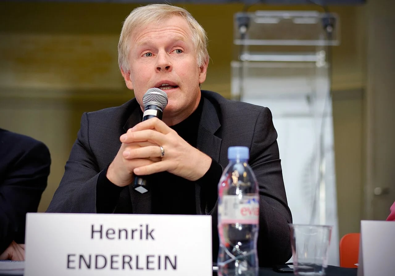 Porträt von Henrik Enderlein (1974–2021) – Gedenkseite