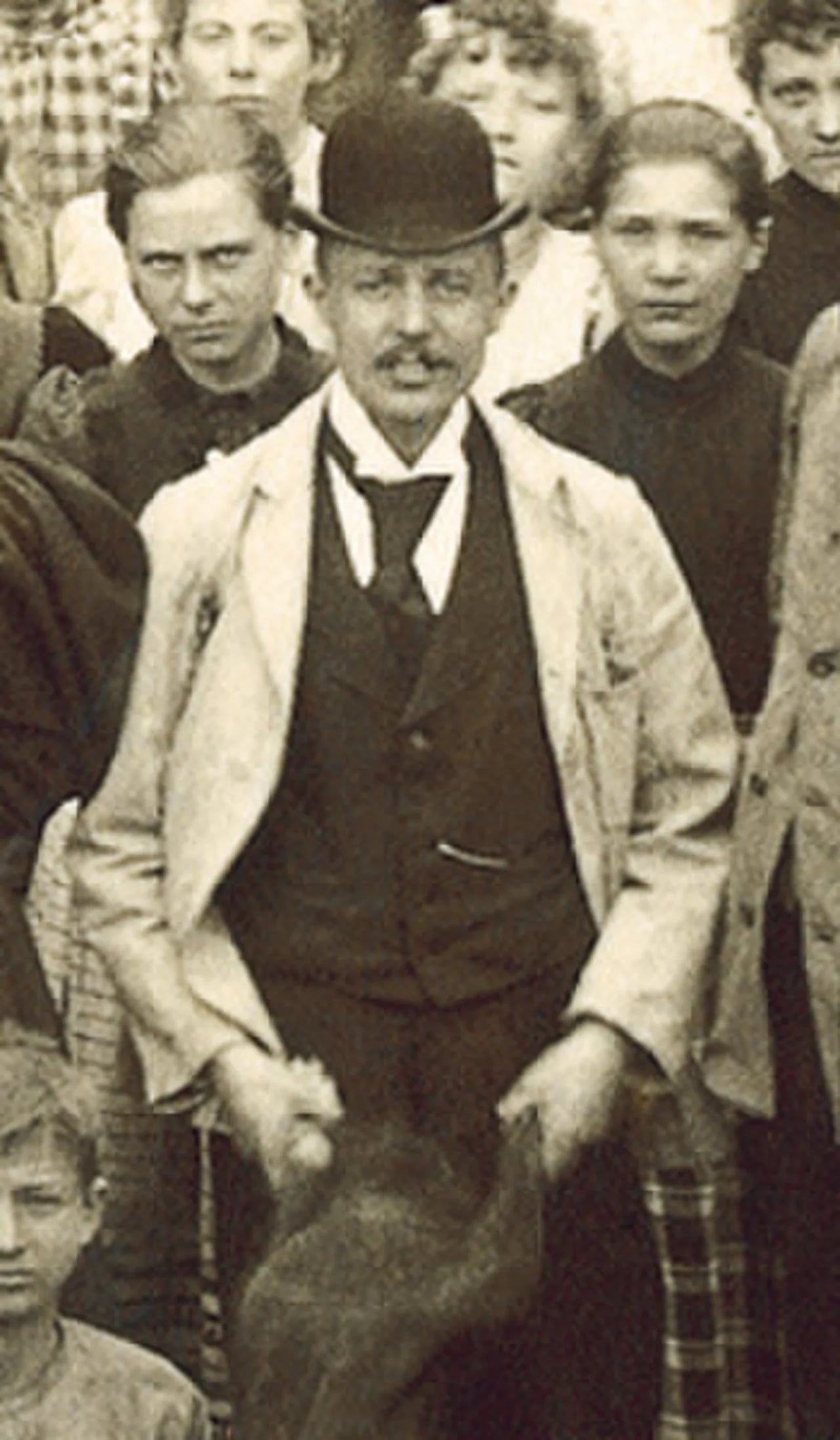 Portrait of Henry Dunker (1870–1962) – memorial page
