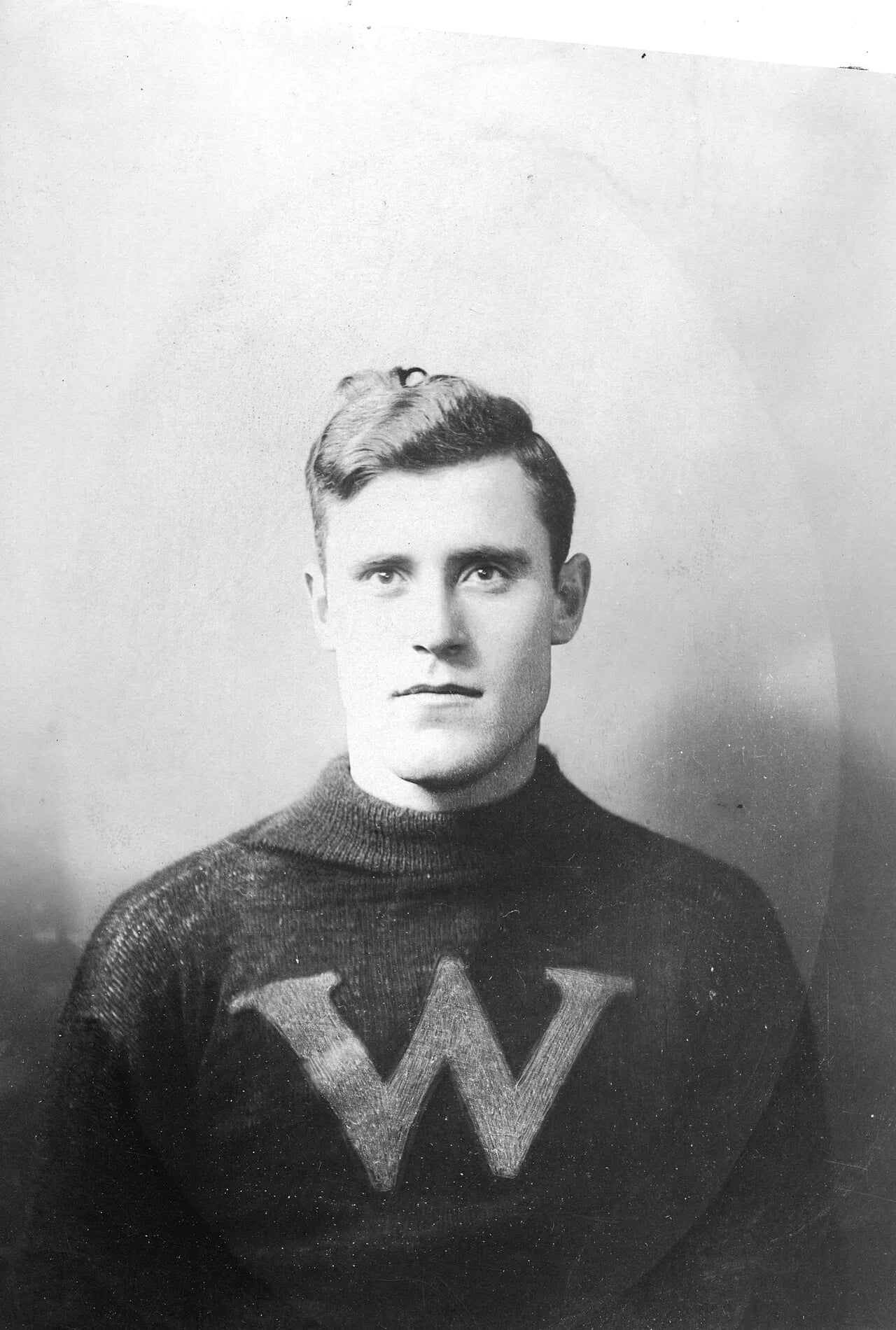 Portrait of Archie McLean (1889–1960) – memorial page