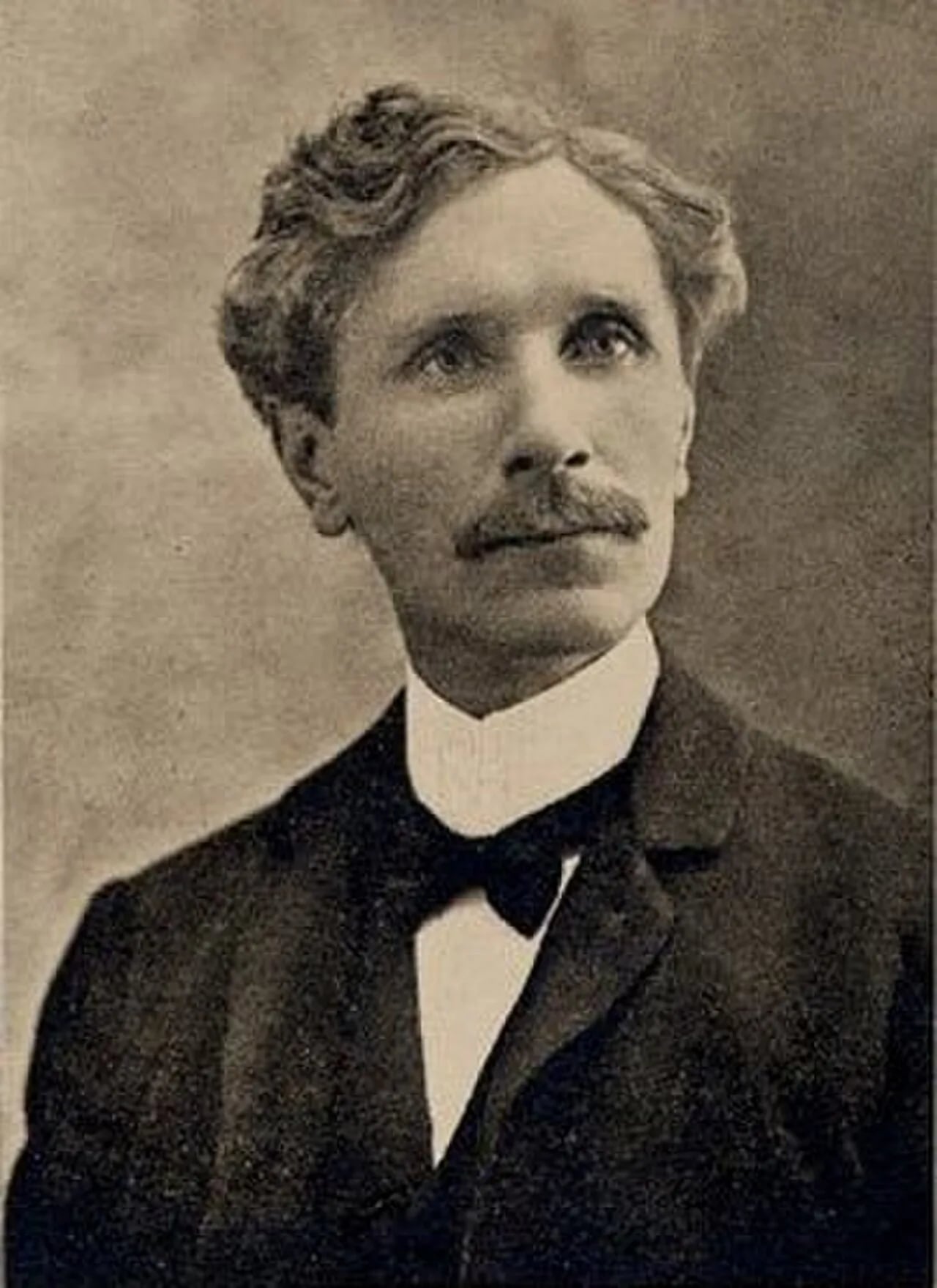 Portrait of Henry George Carroll (1865–1939) – memorial page