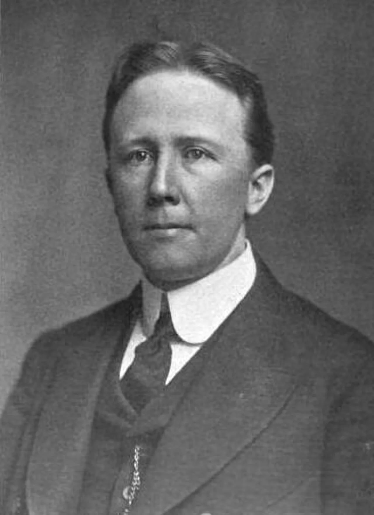 Portrait of Henry Vollmer (1867–1930) – memorial page