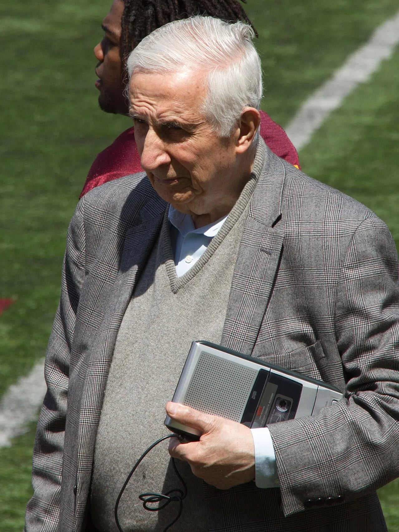 Porträt von Sid Hartman (1920–2020) – Gedenkseite