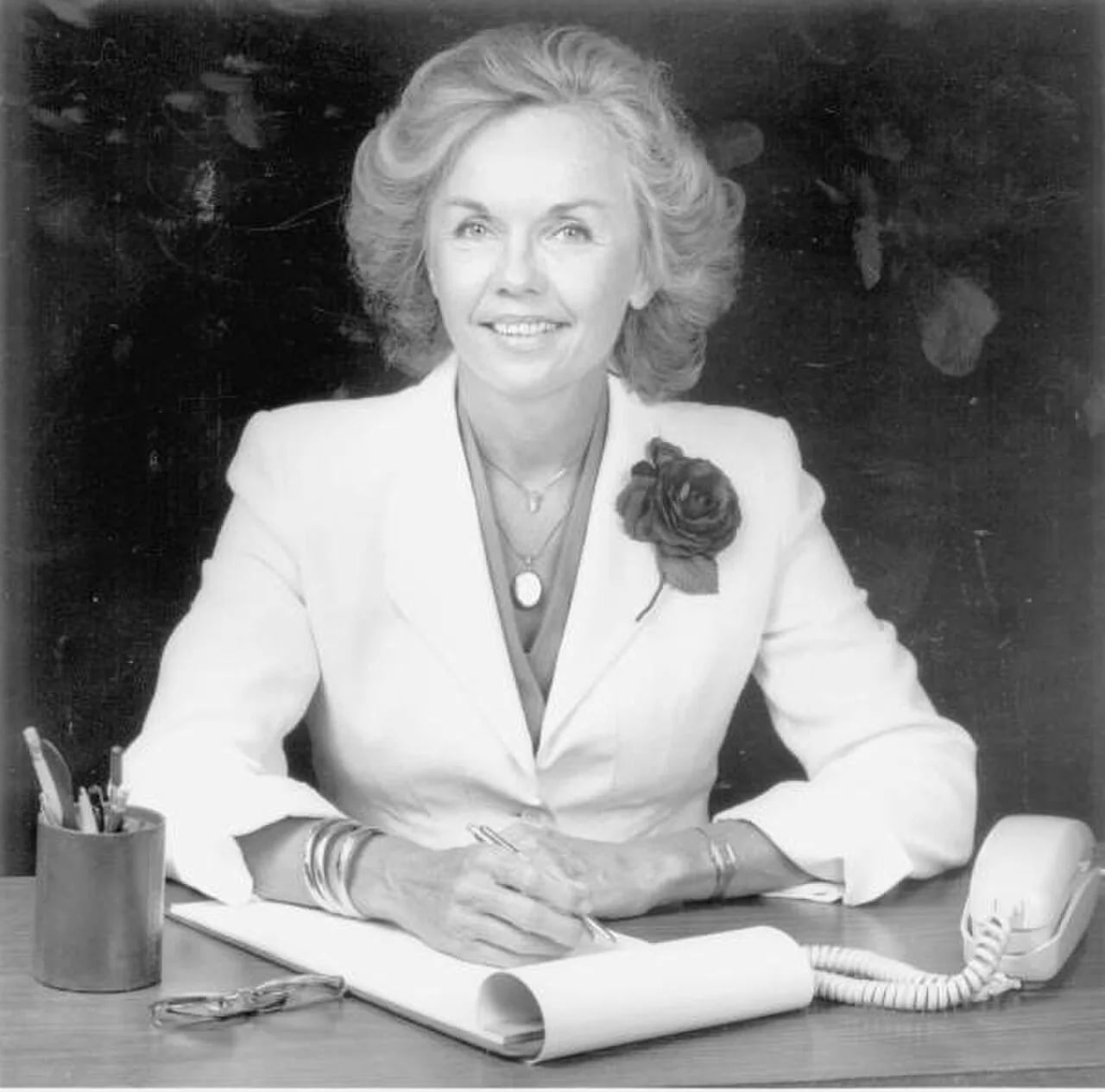 Portrait of Marilyn Evans-Jones (1928–2021) – memorial page
