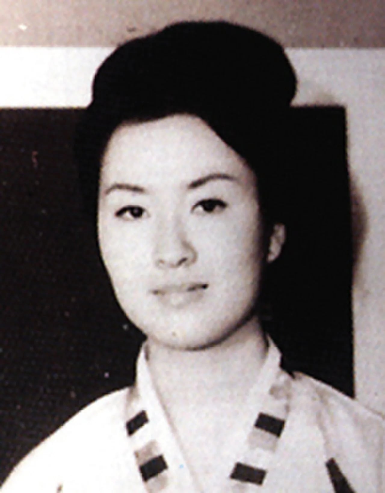 Portrait of Chung In-suk (1945–1970) – memorial page