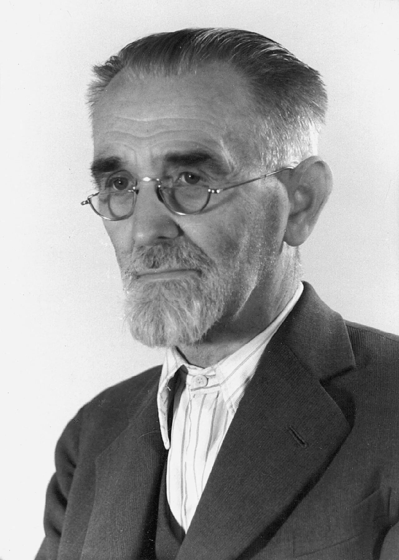 Portrait of Michał Nawka (1885–1968) – memorial page