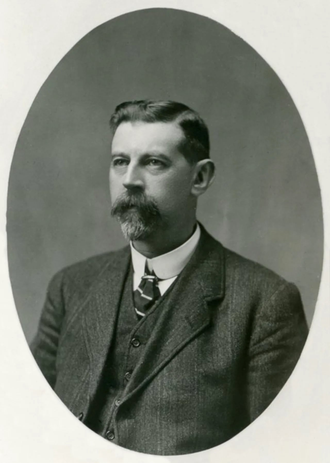 Portrait of Herbert William Garratt (1864–1913) – memorial page