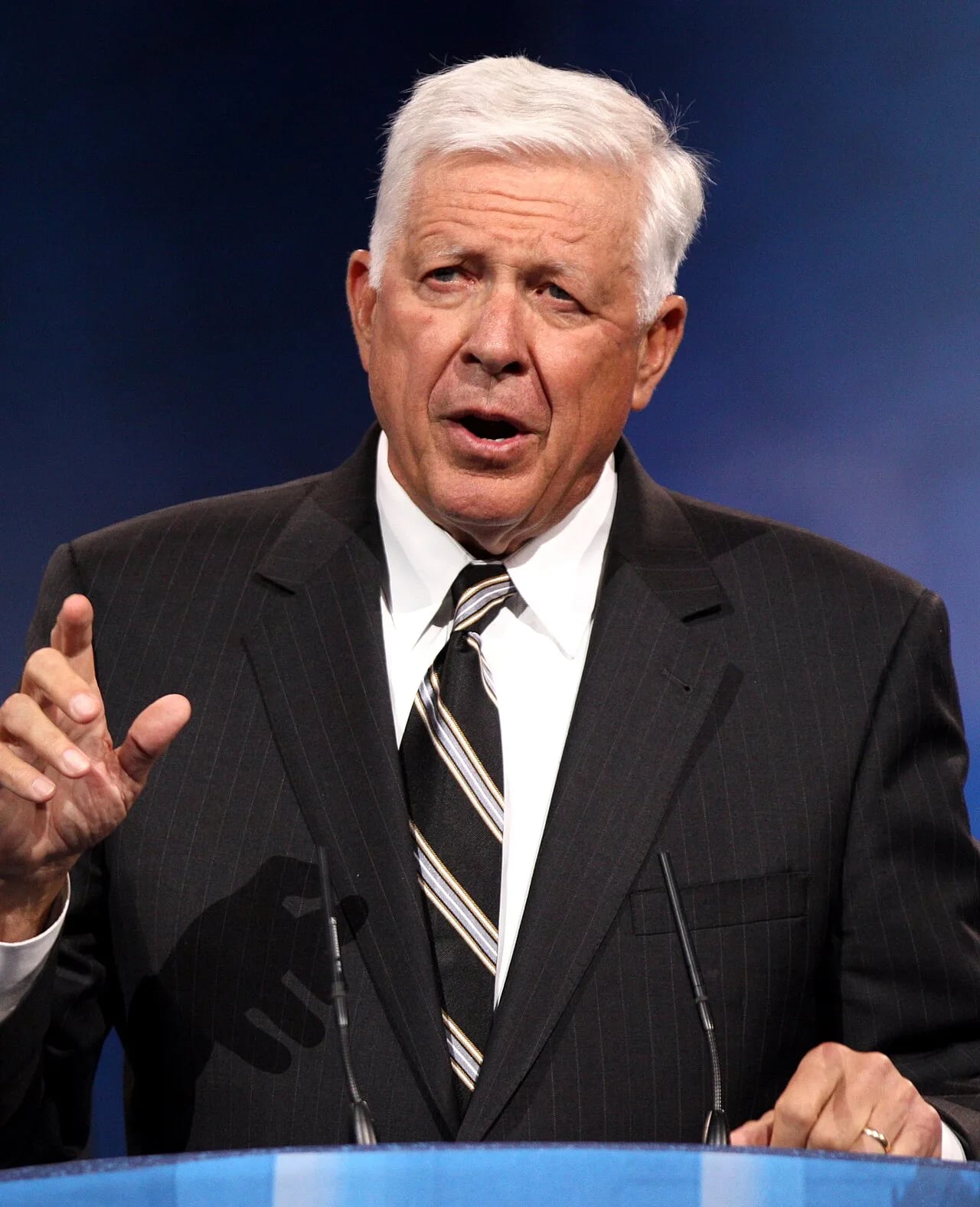 Portrait of Foster Friess (1940–2021) – memorial page