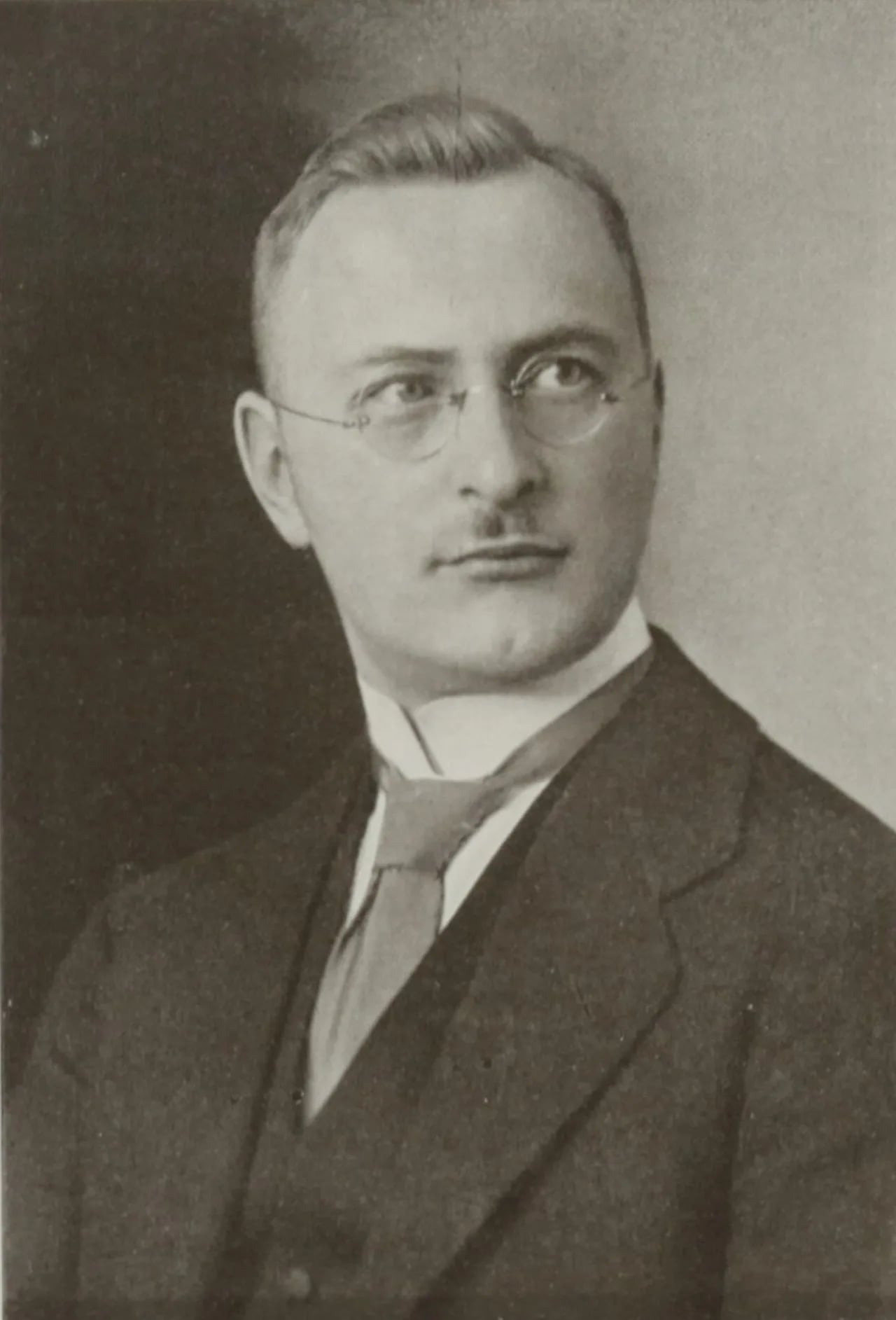 Porträt von Hermann Ambrosius (1897–1983) – Gedenkseite