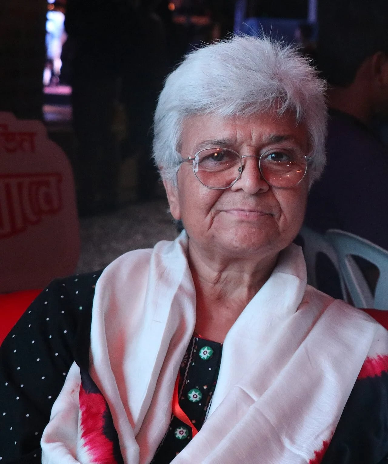 Porträt von Kamla Bhasin (1946–2021) – Gedenkseite