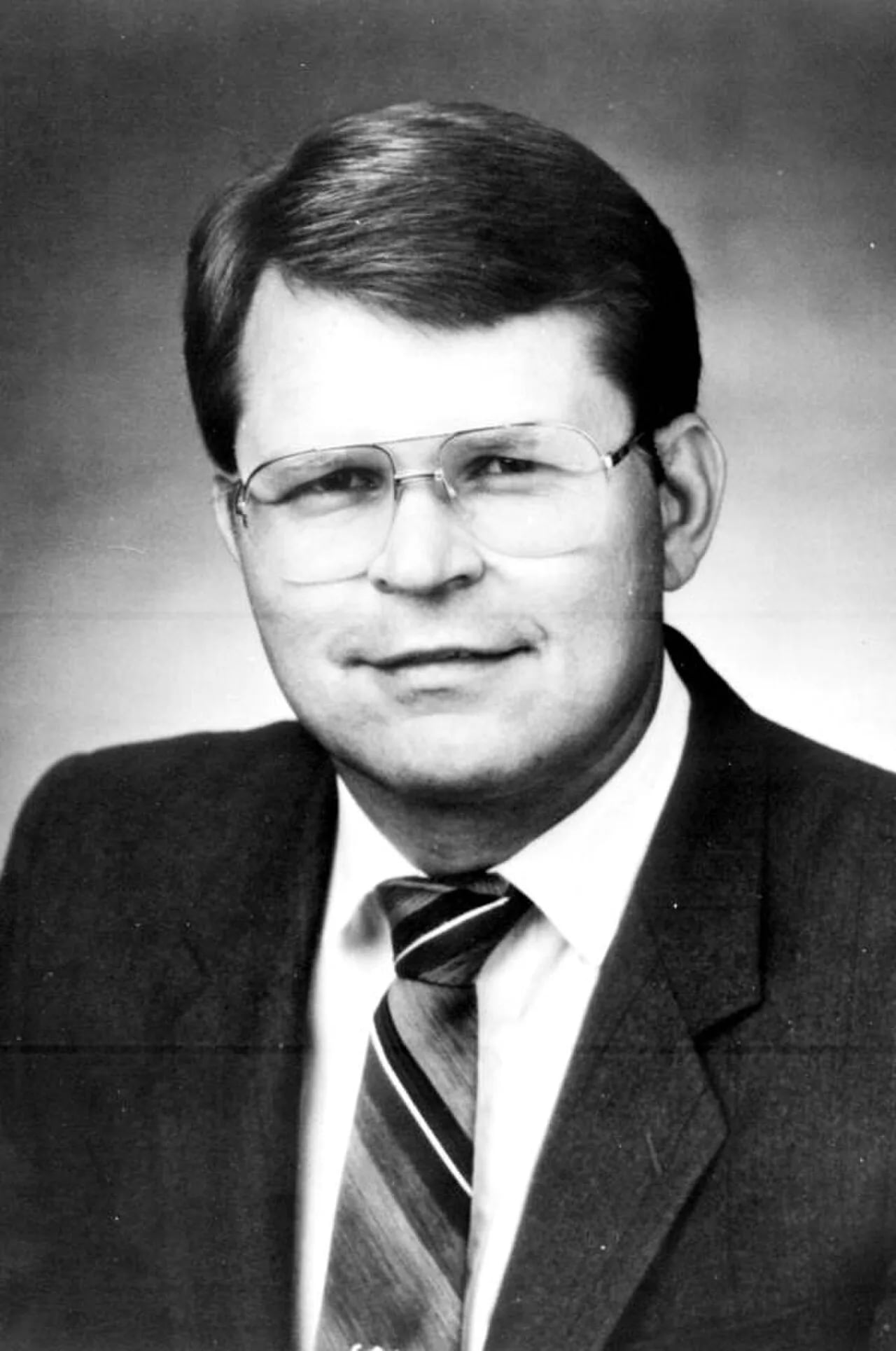 Porträt von Tom Warner (1948–2019) – Gedenkseite