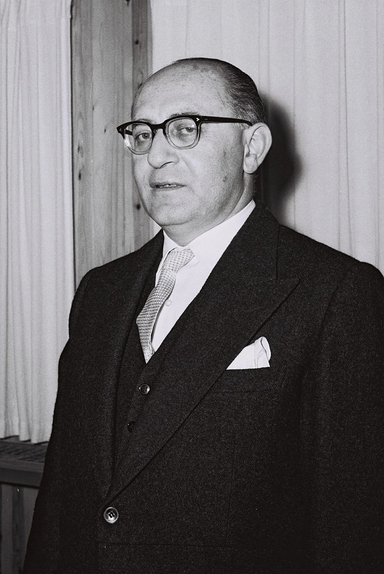 Portrait of Haim Yahiel (1905–1974) – memorial page