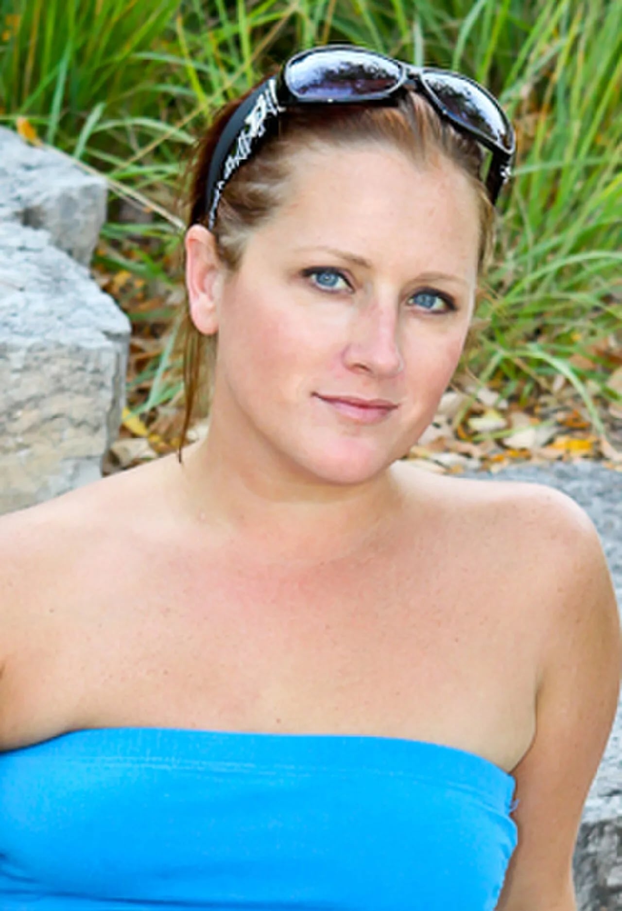 Portrait of Nikki Araguz (1975–2019) – memorial page