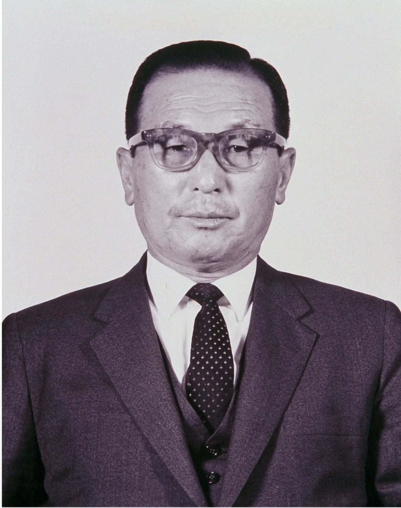 Portrait of Koo In-hwoi (1907–1969) – memorial page