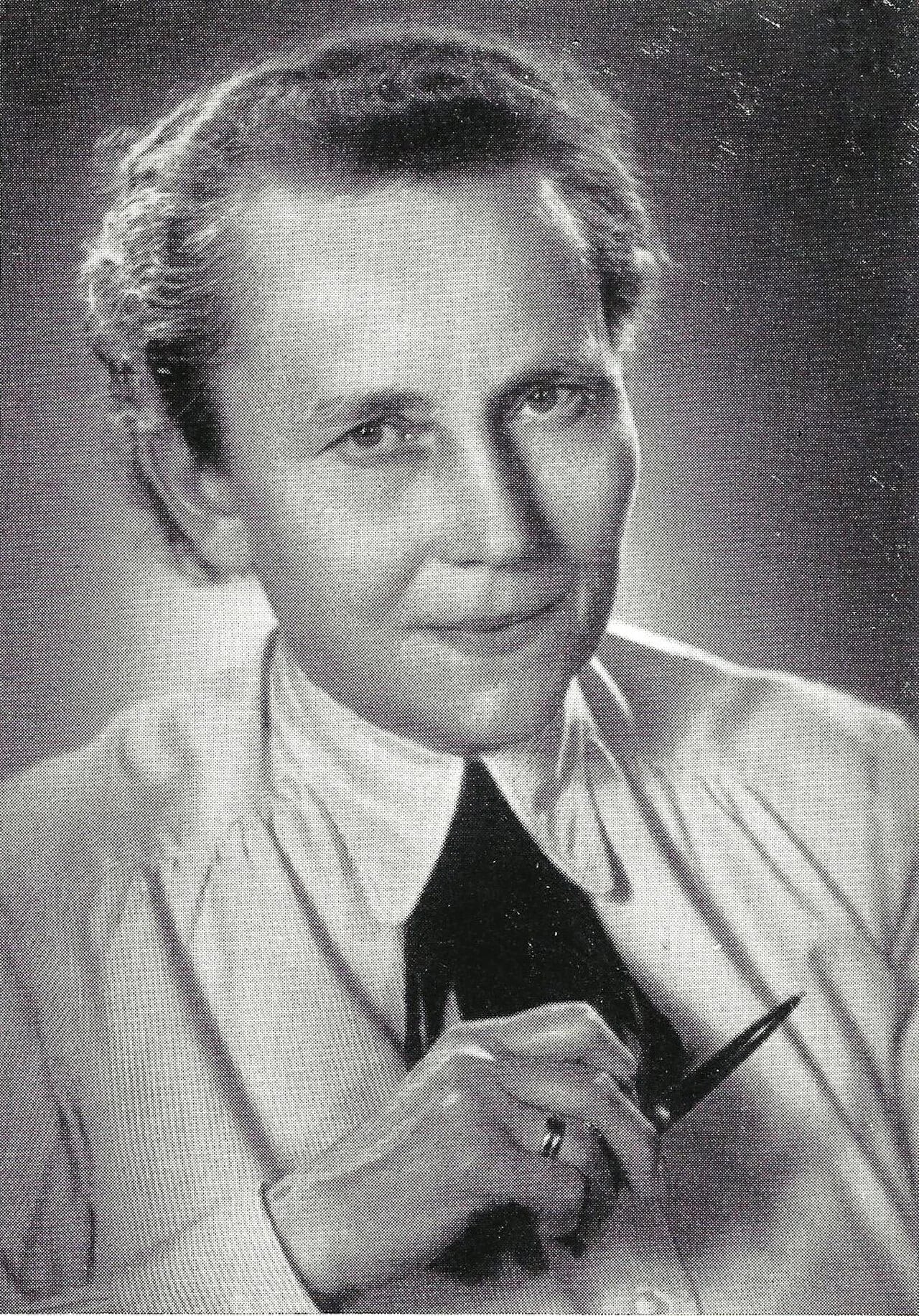 Portrait of Hildegarde Haslinger (1898–1976) – memorial page