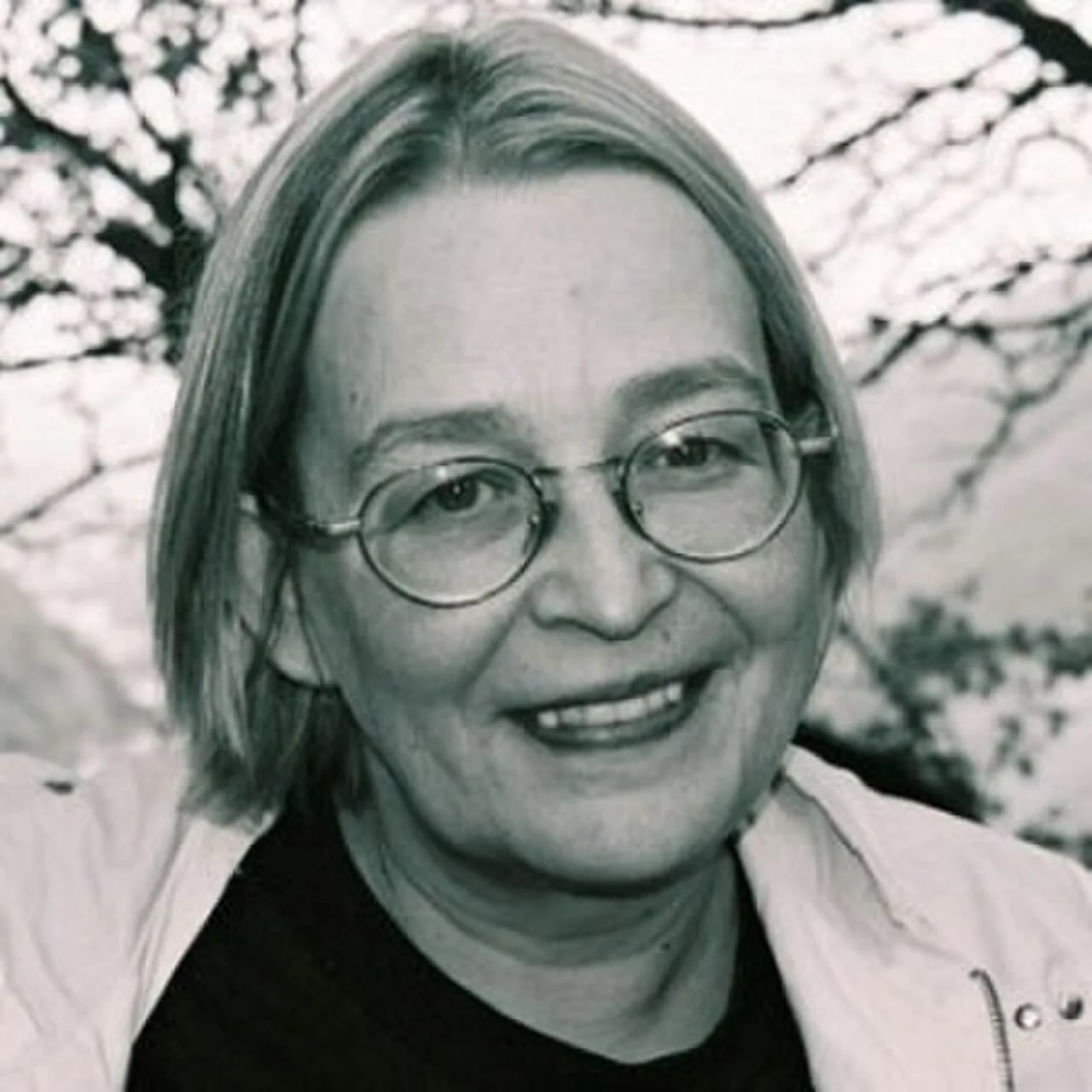Portrait of Olga Lipowskaja (1954–2021) – memorial page