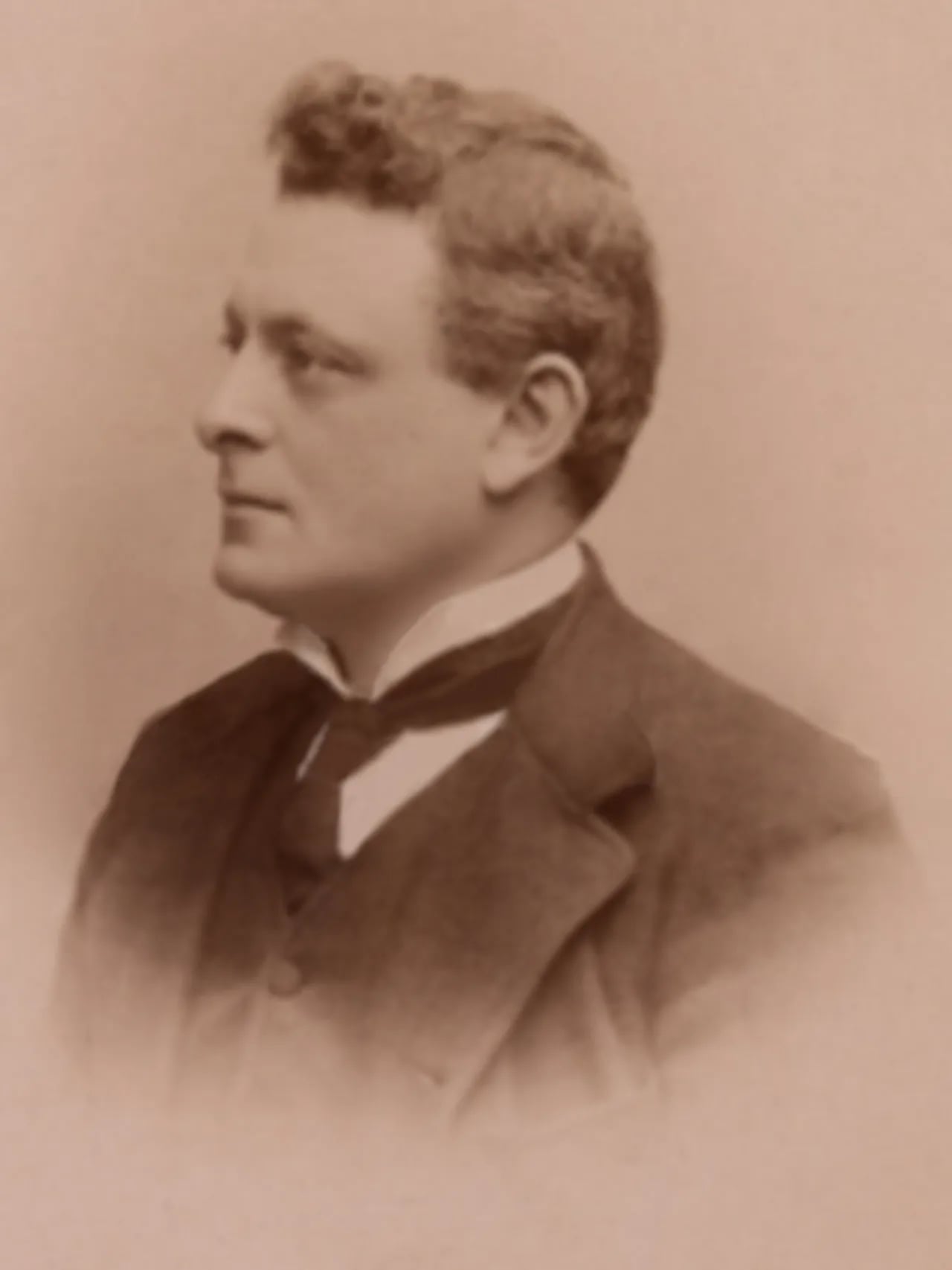 Porträt von Ernesto Consolo (1864–1931) – Gedenkseite