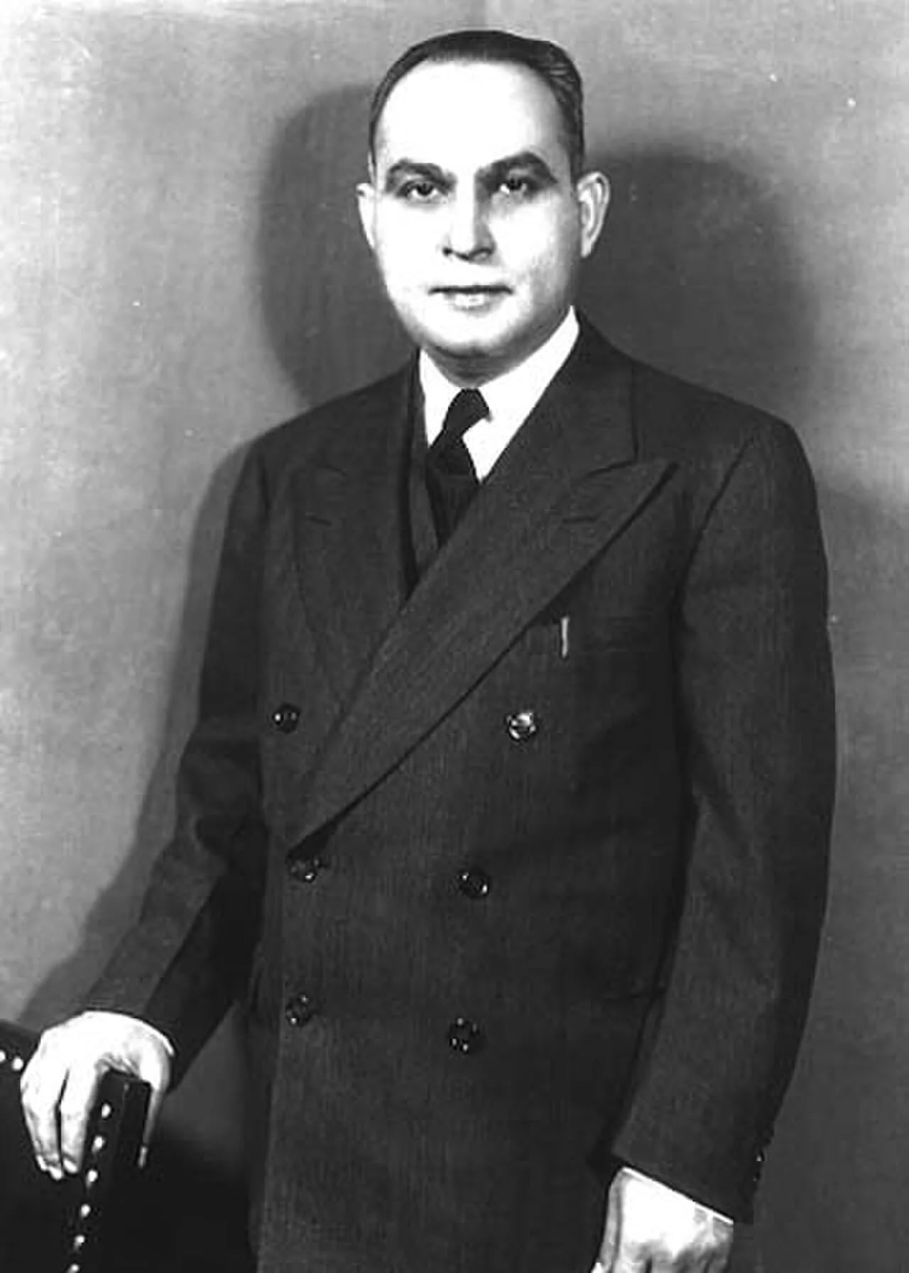 Portrait of Bolívar Pagán (1897–1961) – memorial page