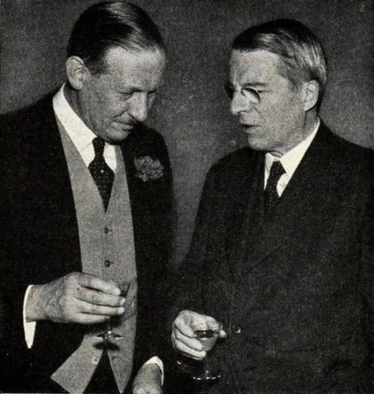 Porträt von Victor Mallet (1893–1969) – Gedenkseite
