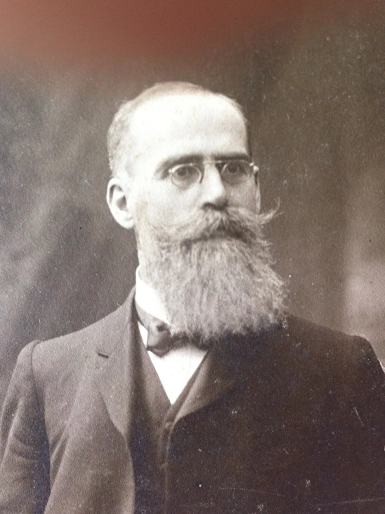 Portrait of Rosario de Volontat (1856–1939) – memorial page