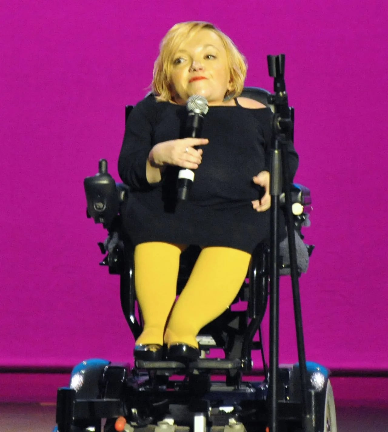 Porträt von Stella Young (1982–2014) – Gedenkseite