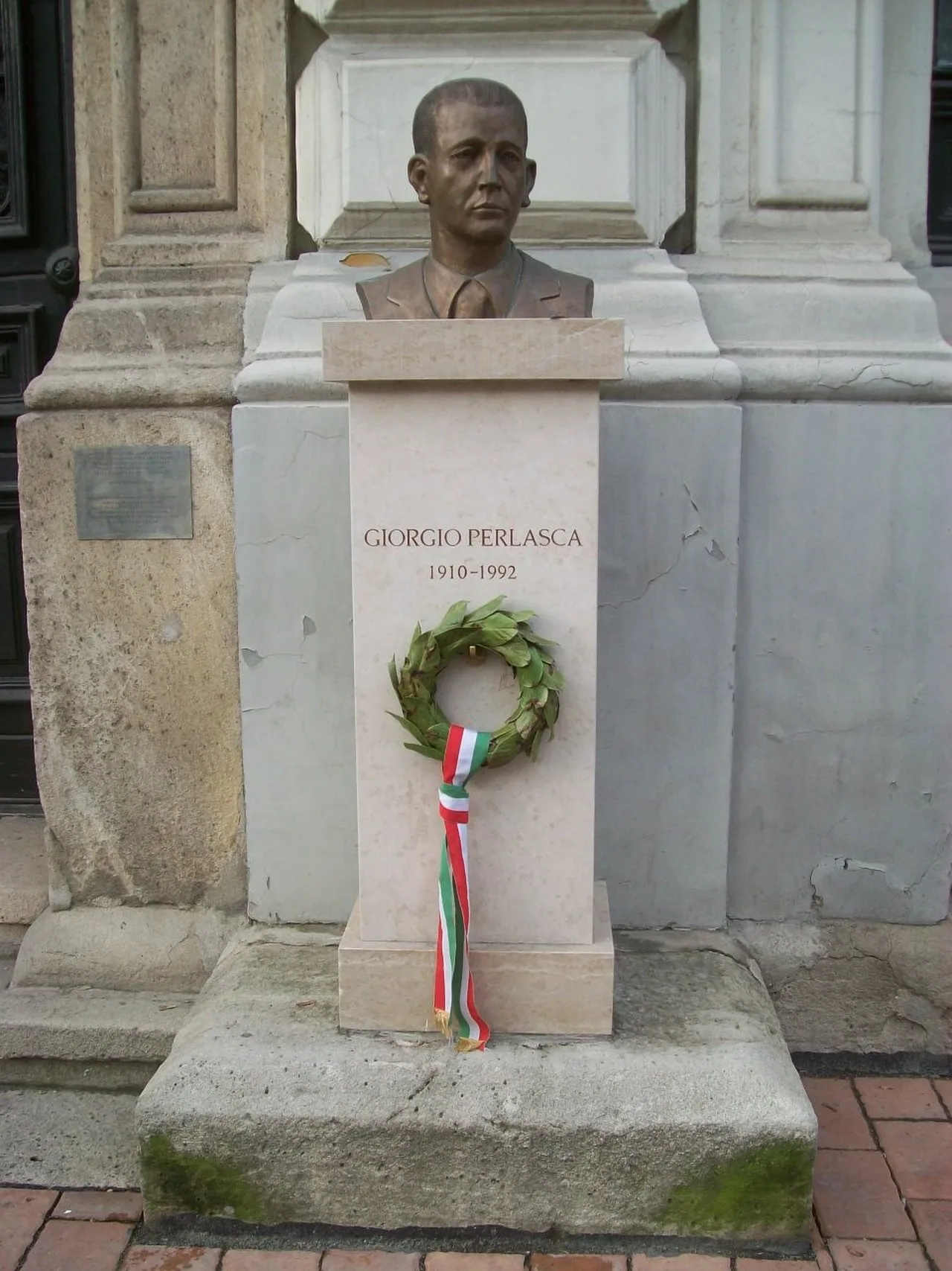Portrait of Giorgio Perlasca (1910–1992) – memorial page