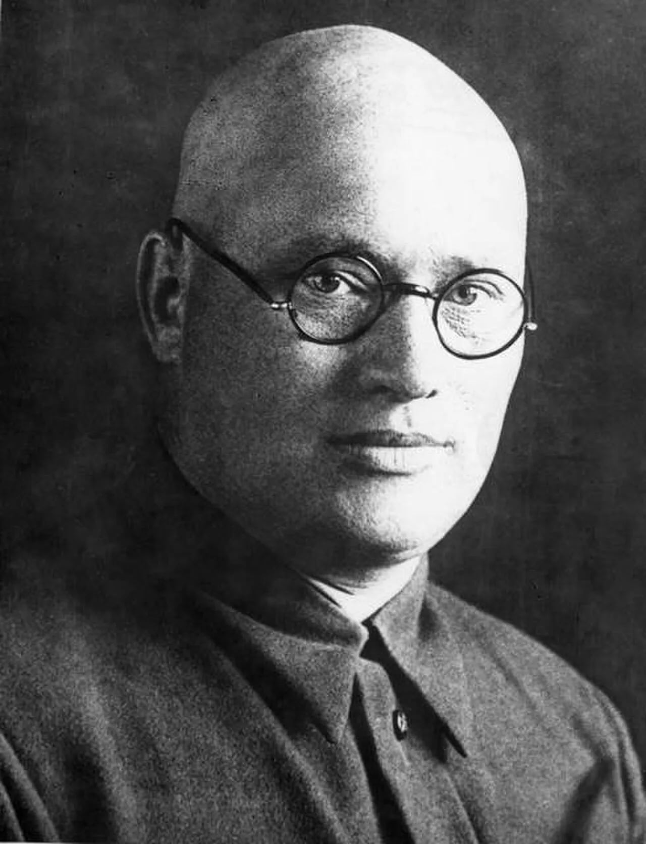 Porträt von Alexander Petrovitch Bannikov (1895–1932) – Gedenkseite
